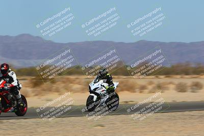 media/Apr-15-2022-Apex Assassins (Fri) [[9fb2e50610]]/Trackday Level 1/Session 2/Speed Shots/